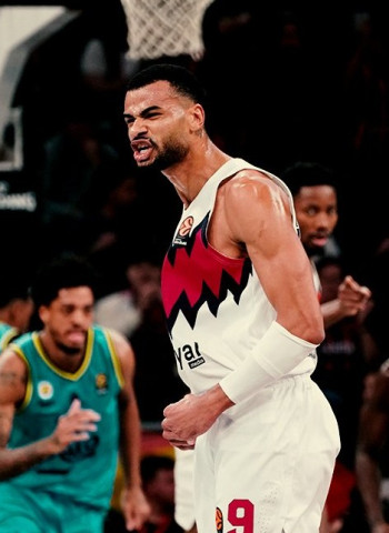 EuroLeague | Fenerbahce castiga a Baskonia desde el perímetro y encadena su tercera victoria consecutiva en la EuroLeague (93-108)