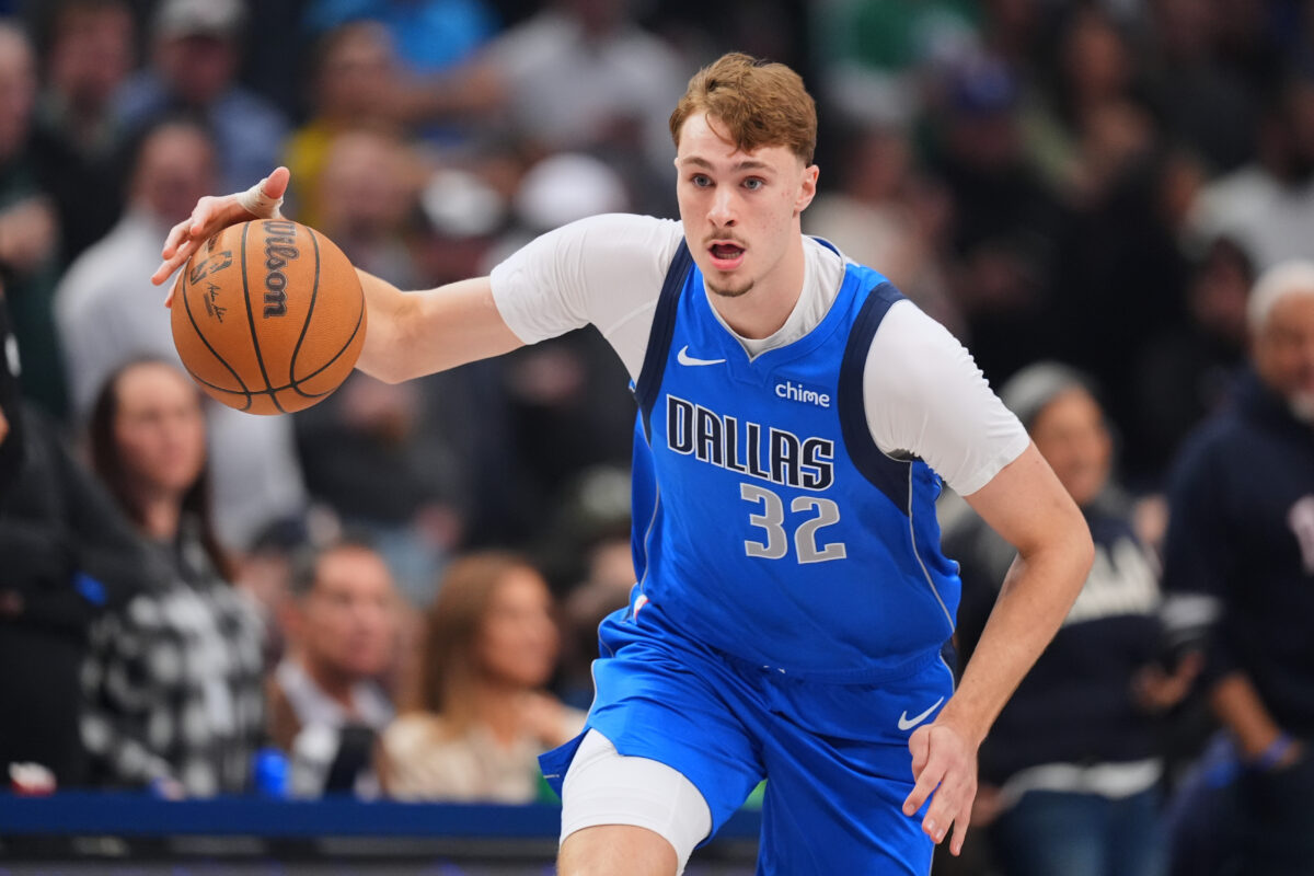 Cooper Flagg enciende las alarmas en Dallas tras torcerse el tobillo ante Denver