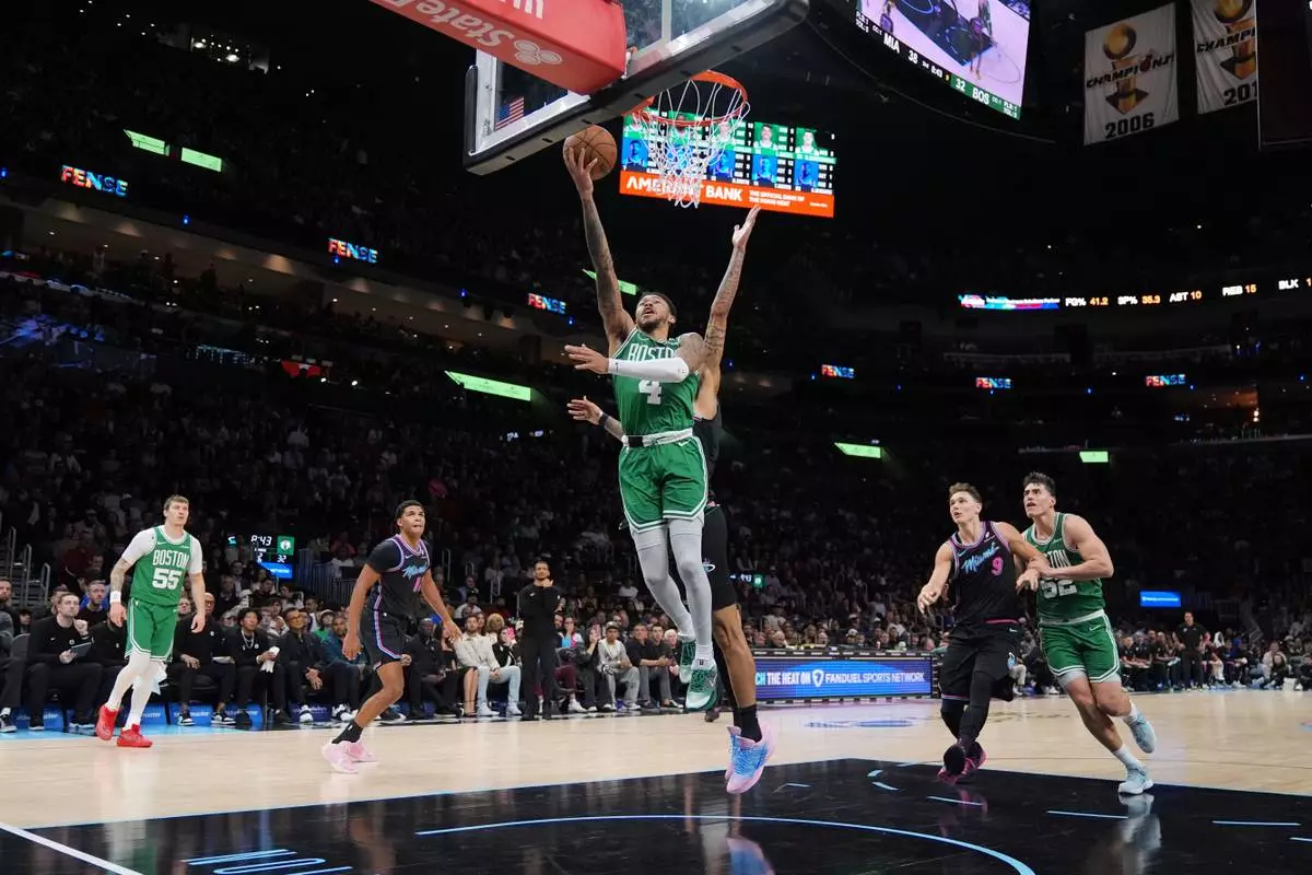 NBA | Boston Celtics remontan 19 puntos en Miami con un cuarto final descomunal y tumban a los Heat (119-114)