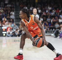 EuroLeague | Bayern Munich responde en casa y frena a Valencia Basket para mantener vivo el play-in, 93-89