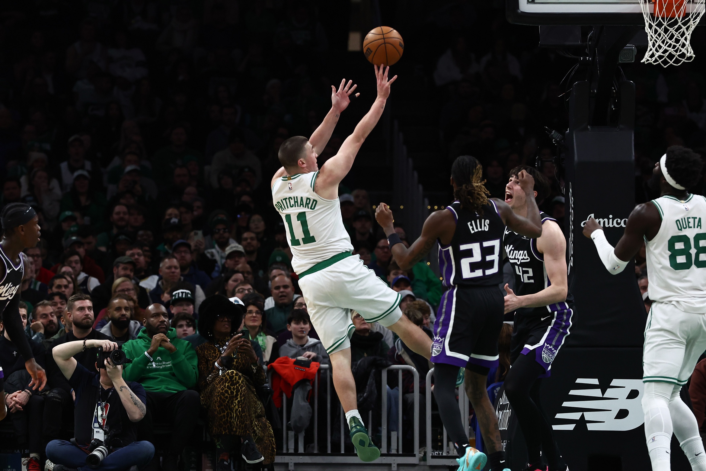 NBA: Payton Pritchard lidera a Boston Celtics en una victoria autoritaria ante Sacramento Kings, 93-112
