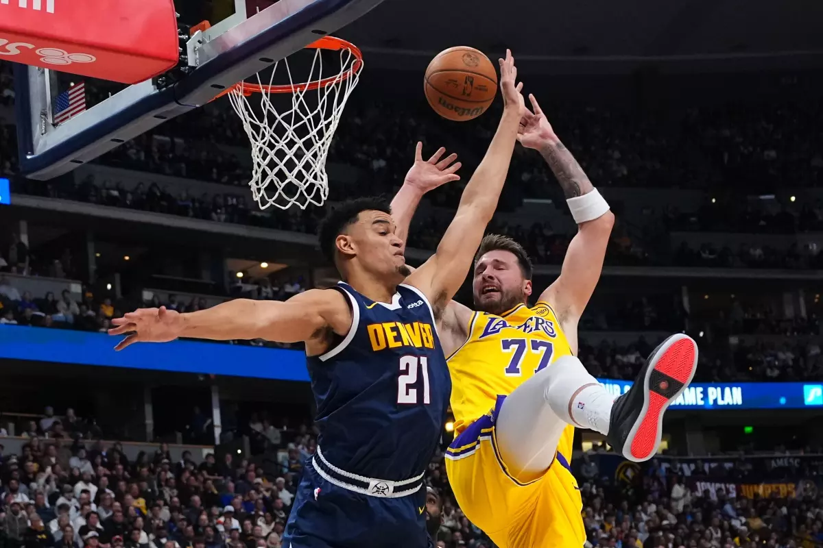 NBA: Luka Dončić firma un triple-doble y lidera la remontada de Los Angeles Lakers en Denver (115-107)