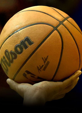 Structural change in the NBA? The collapse of free throws as a signal of a new officiating standard