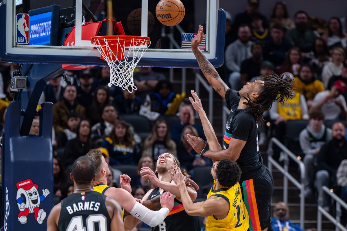 NBA | San Antonio Spurs se imponen a Indiana Pacers (123-113) y frenan la caída local sin Victor Wembanyama