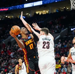 NBA | Lakers recibe una dura derrota, los Spurs castigan a Milwaukee y Oklahoma City sigue mandando