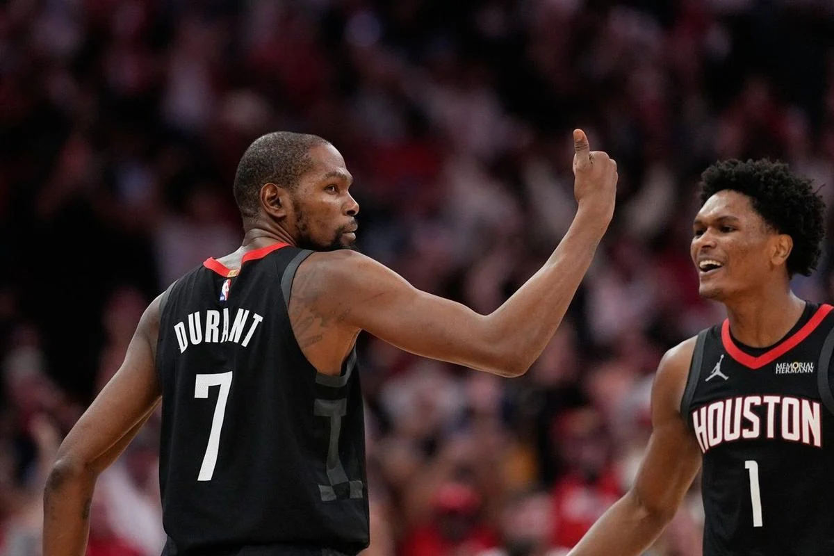 NBA: Kevin Durant decide sobre la bocina y da el triunfo a Houston Rockets ante Phoenix Suns (100-97)