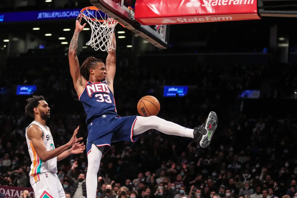NBA | Golden State Warriors e Indiana Pacers se posicionan por Nic Claxton antes del cierre del mercado