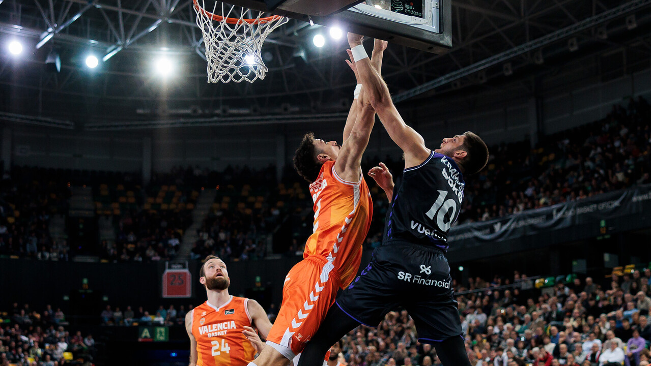 Surne Bilbao Basket cede ante el Valencia Basket en un partido decidido tras el descanso (72-116)