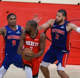 NBA | Kevin Durant lidera a Houston Rockets y frena la racha de Detroit Pistons en el Little Caesars Arena, 111-104