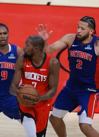 NBA | Kevin Durant lidera a Houston Rockets y frena la racha de Detroit Pistons en el Little Caesars Arena, 111-104
