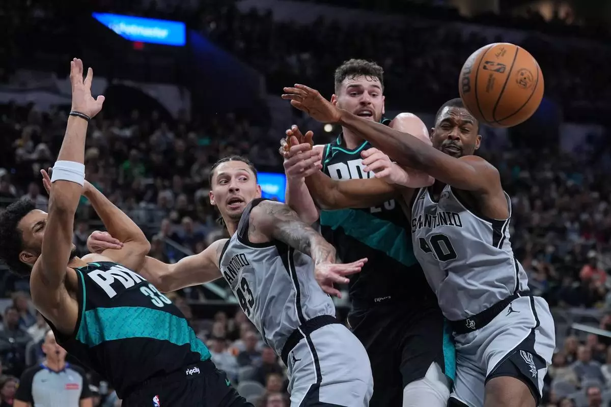 NBA | Jaylen Brown explota con 50 puntos, Edwards lidera a Minnesota y Maxey vuelve a decidir en una noche de grandes actuaciones