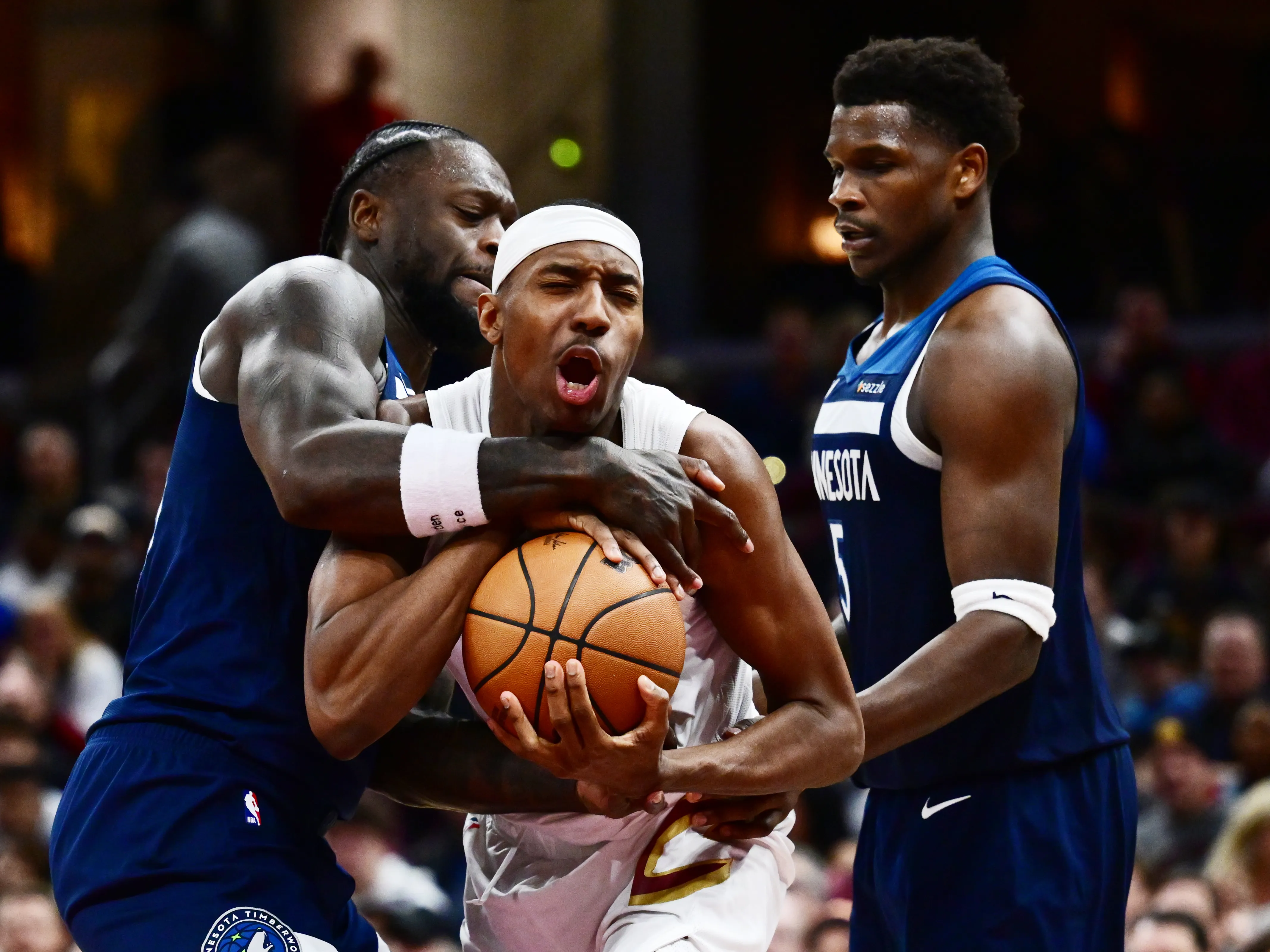 Vendaval ofensivo en la NBA: Cavaliers y Hornets firman palizas y Bulls, Pacers y Spurs golpean fuerte
