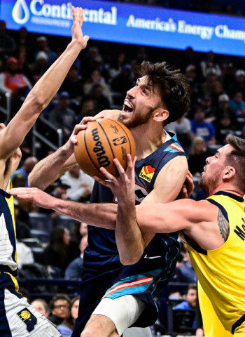 NBA | Indiana Pacers resisten en Oklahoma City y se llevan la revancha de las Finales ante Thunder, 117-114