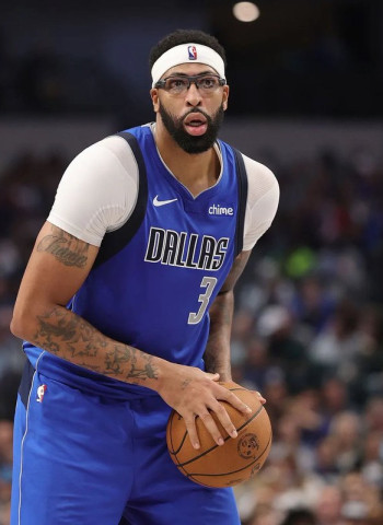 NBA: Dallas Mavericks enfrían el mercado de Anthony Davis pese al interés creciente