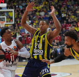 EuroLeague: Talen Horton-Tucker vuelve a marcar el paso y Fenerbahce supera con autoridad a Baskonia, 84-71