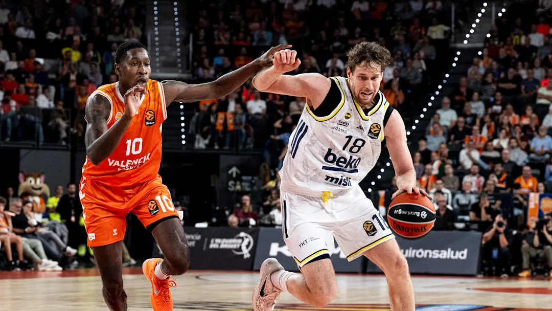 EuroLeague: Fenerbahce Beko Istanbul resiste el empuje final del Valencia Basket y se impone por 82-79