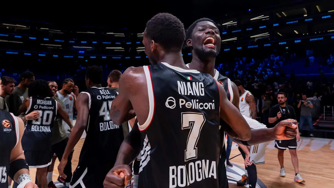 EuroLeague | Virtus Bologna asalta Dubái con Niang y Edwards y rompe la fortaleza local, 72-80