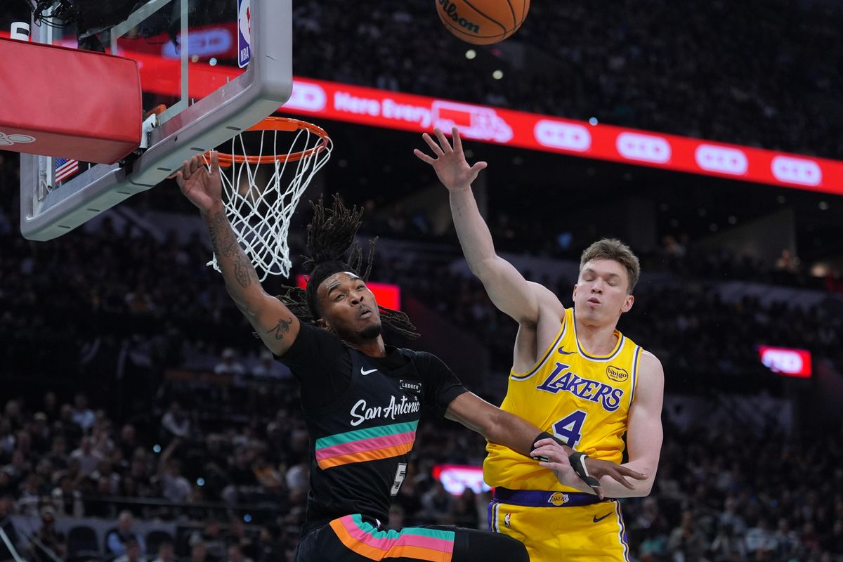 NBA: Keldon Johnson y Victor Wembanyama impulsan a los Spurs ante los Lakers pese al triple-doble de Luka Dončić, 91-107