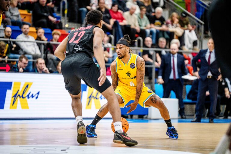 El Dreamland Gran Canaria se estrena en el Round of 16 de BCL (64-67)