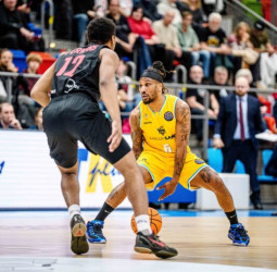 El Dreamland Gran Canaria se estrena en el Round of 16 de BCL (64-67)