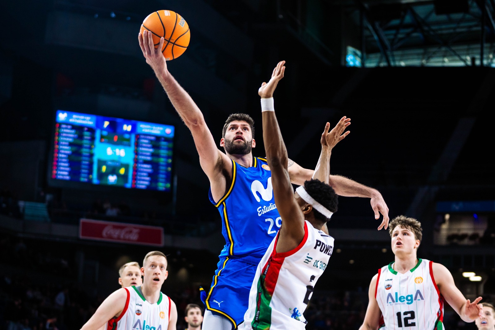 Movistar Estudiantes sufre en casa para llevarse la victoria frente a Alega Cantabria (81-74)