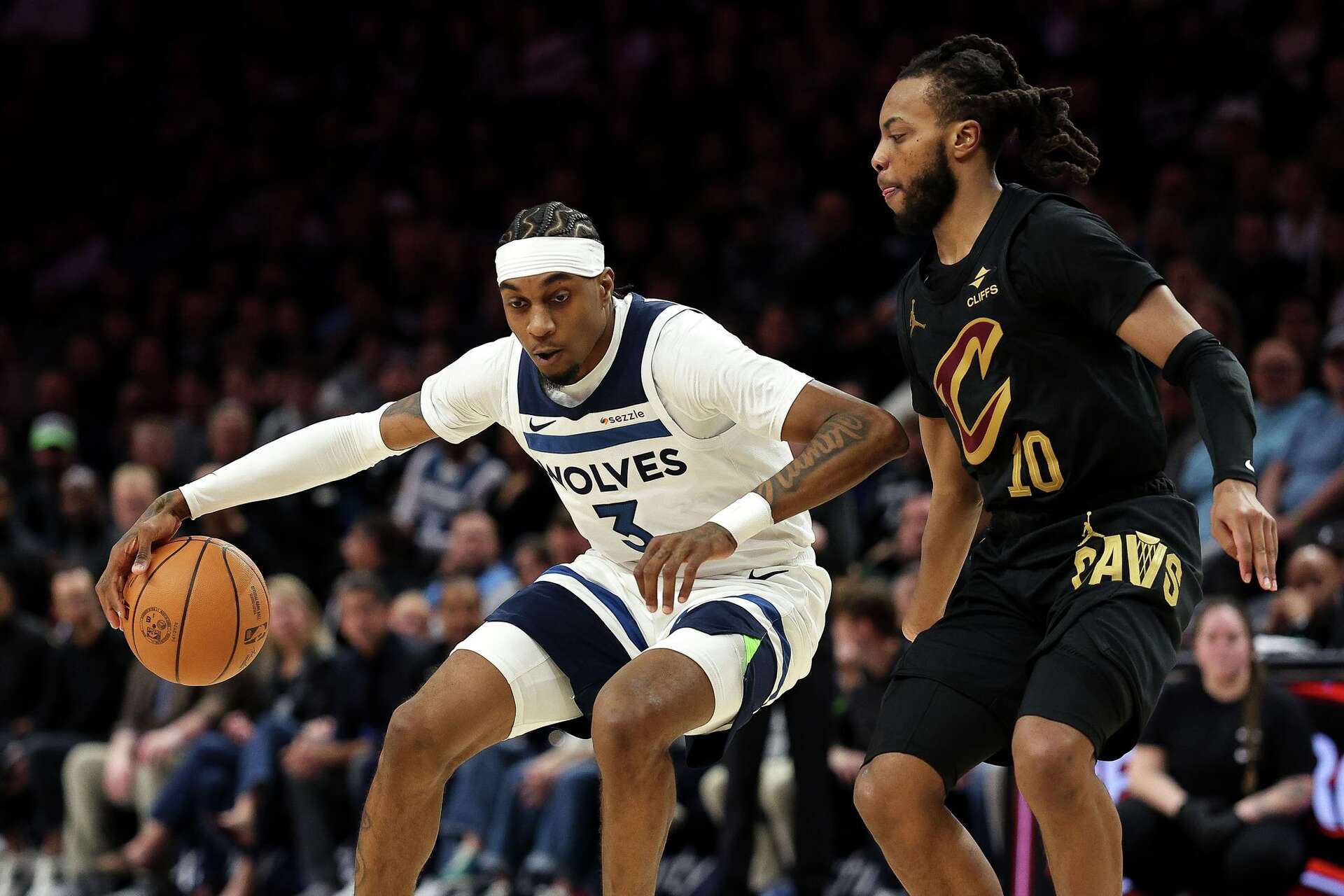 NBA: Minnesota Timberwolves mantienen su racha ante Cleveland Cavaliers con una noche histórica en el tiro (131-122)