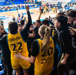 El Movistar Estudiantes mantiene la esperanza de pasar de ronda (73-71)