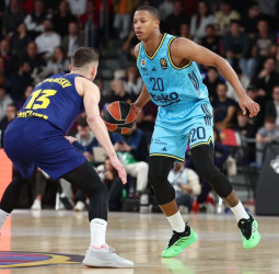 EuroLeague: El Barça cae con orgullo ante Fenerbahce en el regreso de Saras al Palau (78-82)