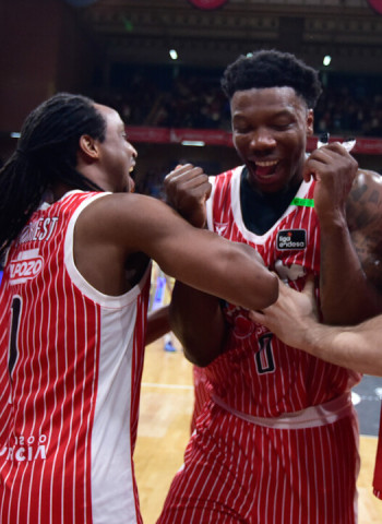ACB | El Breogán golpea fuera, Tabak debuta ganando y el Barça vuelve a caer