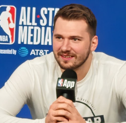 Luka Dončić, entre bromas, ambición y disfrute: el All-Star desde la mirada de una superestrella