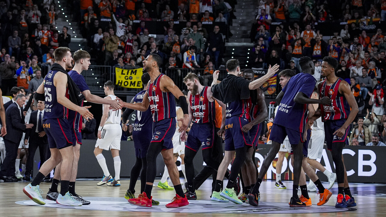 Un Baskonia heroico levanta una Copa del Rey histórica en Valencia (89-100)
