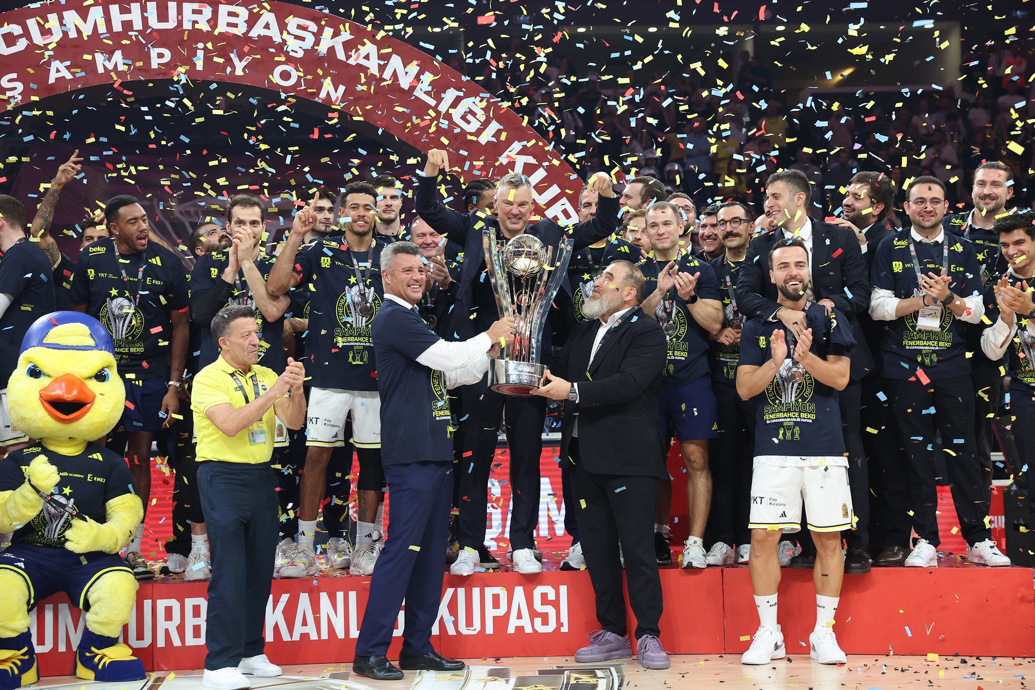 Fenerbahce gana la Copa de Turquía 2026 tras vencer 91-74 a Besiktas y logra su tercer título consecutivo