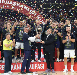 Fenerbahce gana la Copa de Turquía 2026 tras vencer 91-74 a Besiktas y logra su tercer título consecutivo
