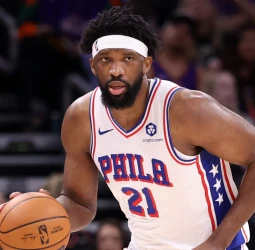 Joel Embiid encadena cuatro ausencias y queda pendiente de revisión médica