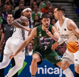 Hezonja lidera la gran remontada blanca en el Martín Carpena (92-96)