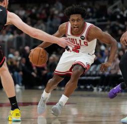 NBA: Cade Cunningham firma 42 puntos, Wembanyama impone su ley y los Rockets sobreviven con 35 de Durant