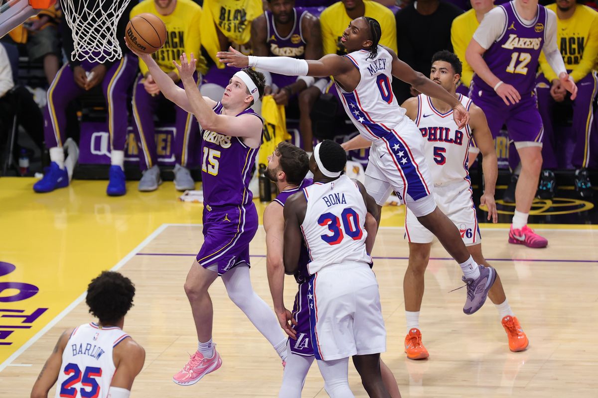 NBA: Austin Reaves lidera a los Lakers ante los 76ers tras la lesión de Luka Dončić (119-115)