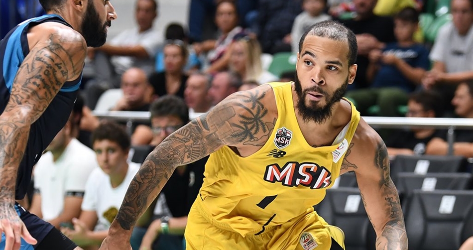 Unicaja refuerza la dirección de juego con Justin Cobbs