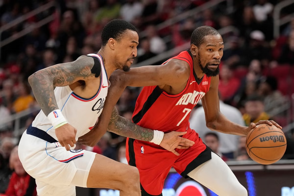 NBA: Kevin Durant lidera a Houston Rockets ante Los Angeles Clippers (102-95)