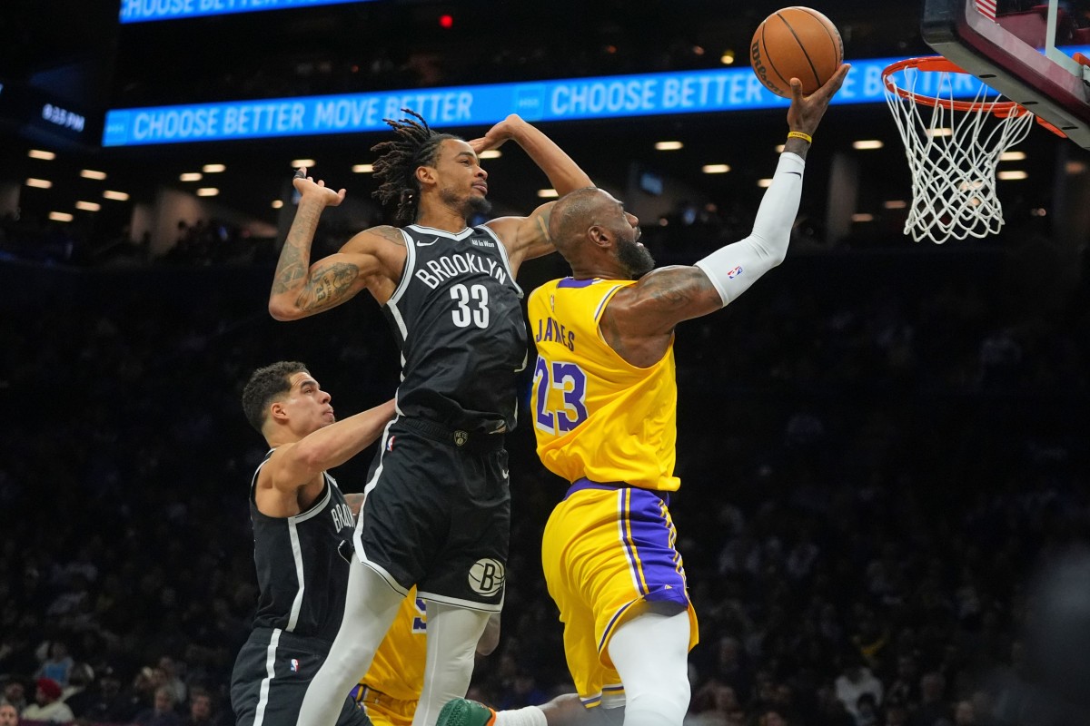 NBA: LeBron James y Luka Dončić impulsan a Los Angeles Lakers ante Brooklyn Nets (125-109)
