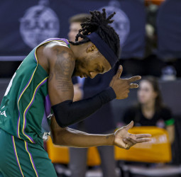 Kendrick Perry, Jugador de la Jornada 18