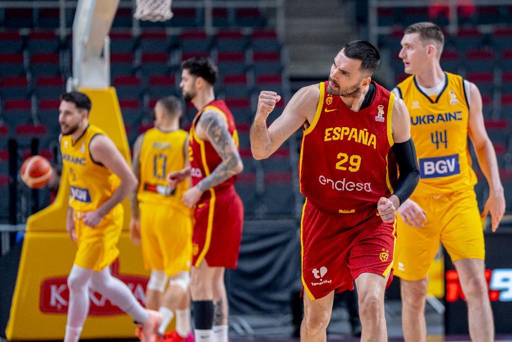 España mantiene el pleno de victorias con talento y competitividad, 66-86