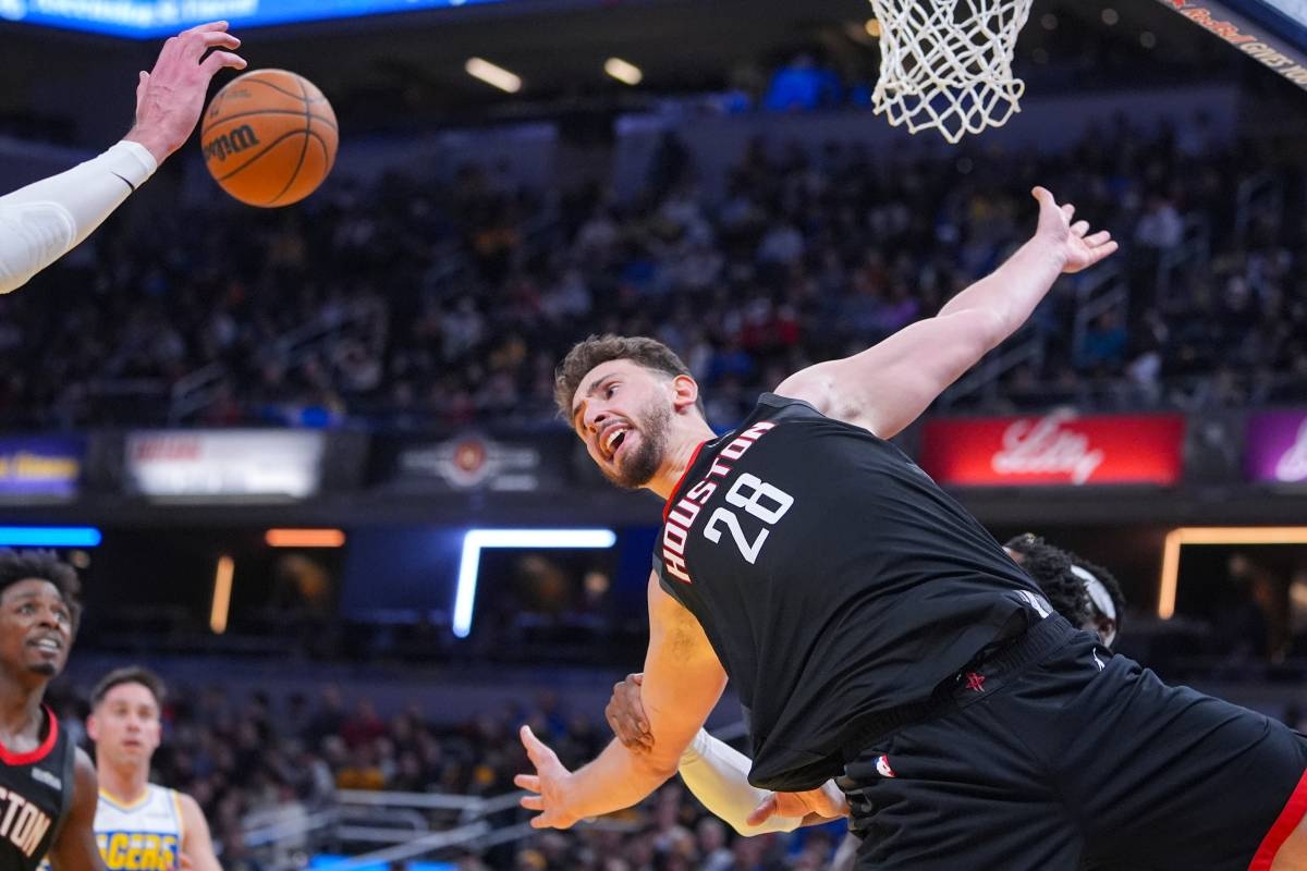 NBA: Alperen Sengun asume el mando y guía a Houston Rockets en su visita a Indiana (118-114)