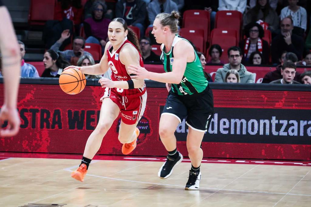 Duelo por la cumbre y batalla abierta por los ‘play-off’