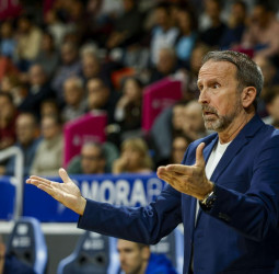 Casademont Zaragoza apuesta por Joan Plaza