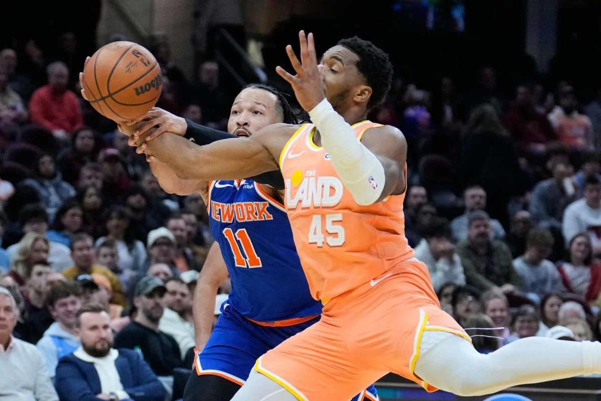NBA: Cleveland Cavaliers 109-94 New York Knicks | Donovan Mitchell y James Harden impulsan el golpe de autoridad en el Este