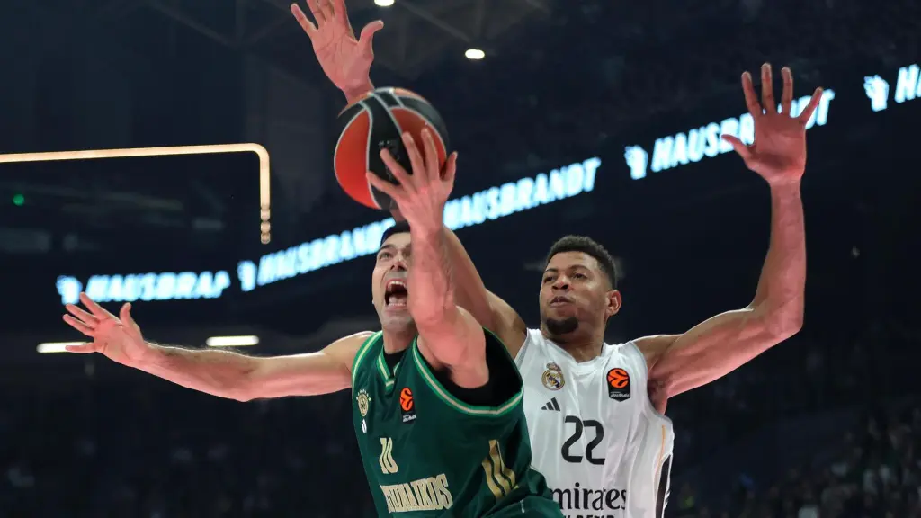 Jerian Grant y un Sloukas estelar llevan al Panathinaikos a la gloria tras remontar al Real Madrid en la Euroleague, 82-81