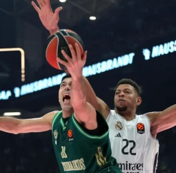 Jerian Grant y un Sloukas estelar llevan al Panathinaikos a la gloria tras remontar al Real Madrid en la Euroleague, 82-81