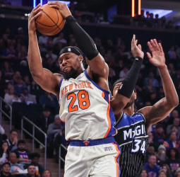 NBA: New York Knicks traspasan a Guerschon Yabusele a Chicago Bulls a cambio de Dalen Terry