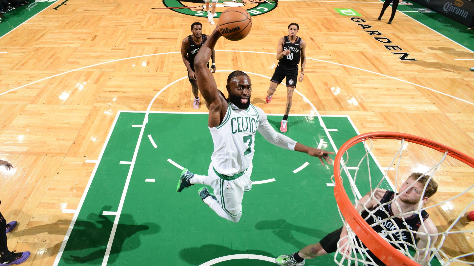 NBA: Boston Celtics (148-111) Brooklyn Nets | Jaylen Brown y Nikola Vucevic impulsan una exhibición histórica de acierto